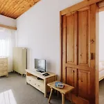 Pod Sedlom Certovica Guest house *